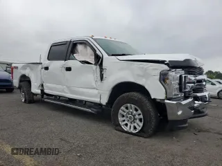 2018 Ford F-250 XL with VIN 1FT7W2B68JED04577, listed as a Copart auction lot 62562155 with 80,457 mi miles and Salvage title. Bid and sale history available at DreamBid. Image 4.