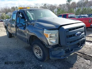 2013 Ford Super Duty F-250 SRW XL with VIN 1FT7W2A61DEA81188, listed as a IAAI auction lot 41742323 with 5 mi miles. Bid and sale history available at carsss.com. Image 6.