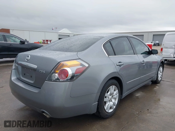 2009 Nissan Altima 2.5 S with VIN 1N4AL21E99N406317, listed as a IAAI auction lot 41941380 with 108,467 mi miles. Bid and sale history available at carsss.com. Image 4.