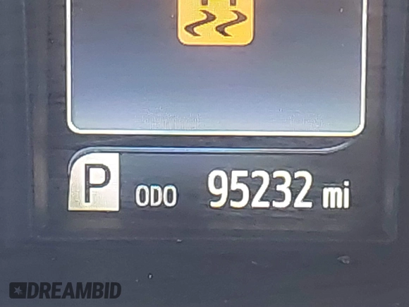 2015 Toyota Camry XLE with VIN 4T1BF1FK6FU942850, listed as a IAAI auction lot 41878424 with 95,232 mi miles and . Bid and sale history available at DreamBid. Image 15.