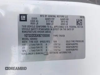 2011 GMC Sierra 2500HD Work Truck z VIN 1GT22ZCGXBZ155590, wystawiony jako IAAI lot #41712199 z przebiegiem 338 205 mil mil oraz . Historia ofert i sprzedaży dostępna na DreamBid. Obrazek 9.