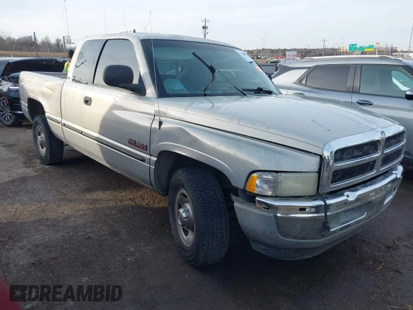 1999 Dodge Ram 2500 with VIN 3B7KC2363XG124121, listed as a IAAI auction lot 41404032 with 250,307 mi miles. Bid and sale history available at carsss.com. Image 1.