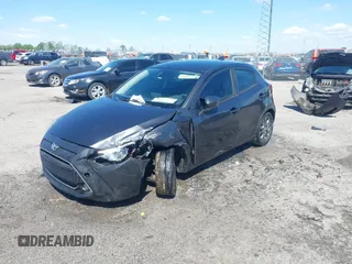 2020 Toyota Yaris LE z VIN 3MYDLBJV3LY703134, wystawiony jako IAAI lot #41984738 z przebiegiem 169 094 mil mil oraz . Historia ofert i sprzedaży dostępna na DreamBid. Obrazek 2.
