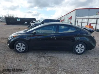 2016 Hyundai Elantra SE with VIN 5NPDH4AE3GH692568, listed as a IAAI auction lot 41110580 with 35,103 mi miles. Bid and sale history available at carsss.com. Image 15.