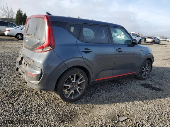 2020 Kia Soul GT-Line with VIN KNDJ63AU0L7067876, listed as a Copart auction lot 83432674 with 44,347 mi miles and Salvage Title. Bid and sale history available at carsss.com. Image 3.