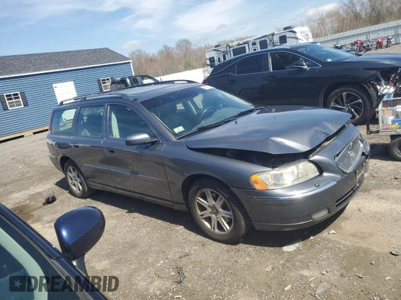 2005 Volvo V70 2.5L Turbo with VIN YV1SW592451510498, listed as a Copart auction lot 54067205 with 244,551 mi miles and Clean Title. Bid and sale history available at carsss.com. Image 4.