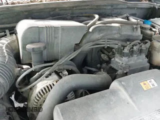 2002 Ford Explorer XLS с VIN 1FMZU72EX2ZA64876, выставлен на аукционе IAAI как лот 43389531 с пробегом 215 902 миль миль и . История ставок и продаж доступна на DreamBid. Изображение 17.