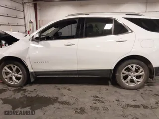2020 Chevrolet Equinox LT with VIN 2GNAXVEX1L6220009, listed as a IAAI auction lot 41647476 with 161,913 mi miles. Bid and sale history available at carsss.com. Image 14.