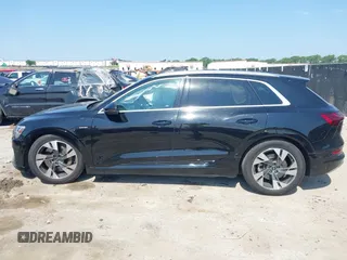 2022 Audi e-tron Premium Plus with VIN WA1LABGE6NB022565, listed as a IAAI auction lot 42402533 with 25,075 mi miles and . Bid and sale history available at DreamBid. Image 15.