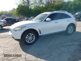 2013 Infiniti FX with VIN JN8CS1MWXDM170526, listed as a IAAI auction lot 42123275 with 171,778 mi miles and . Bid and sale history available at DreamBid. Image 2.