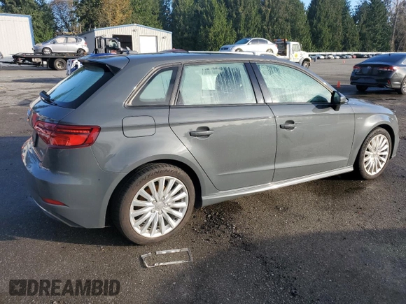 2017 Audi A3 e-tron Sportback Premium z VIN WAUUPBFF0HA079113, wystawiony jako Copart lot #78683724 z przebiegiem 88 788 mil mil oraz Szkoda całkowita • Salvage title. Historia ofert i sprzedaży dostępna na DreamBid. Obrazek 3.