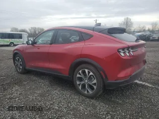 2021 Ford Mustang Mach-E Premium с VIN 3FMTK3SS8MMA19627, выставлен на аукционе Copart как лот 48394425 с пробегом 35 059 миль миль и Списание • Salvage title. История ставок и продаж доступна на DreamBid. Изображение 2.
