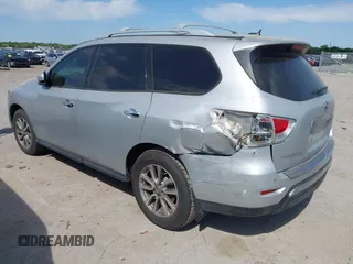 2015 Nissan Pathfinder S with VIN 5N1AR2MNXFC624659, listed as a IAAI auction lot 42033206 with 170,773 mi miles and . Bid and sale history available at DreamBid. Image 3.