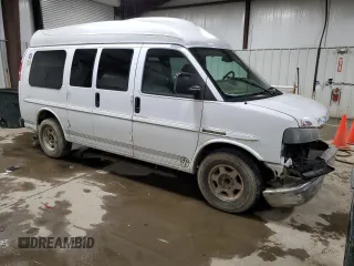 2005 GMC Savana Cargo Van YF7 Upfitter with VIN 1GDFG15T351212872, listed as a Copart auction lot 43239545 with 163,499 mi miles and Salvage Title. Bid and sale history available at carsss.com. Image 4.