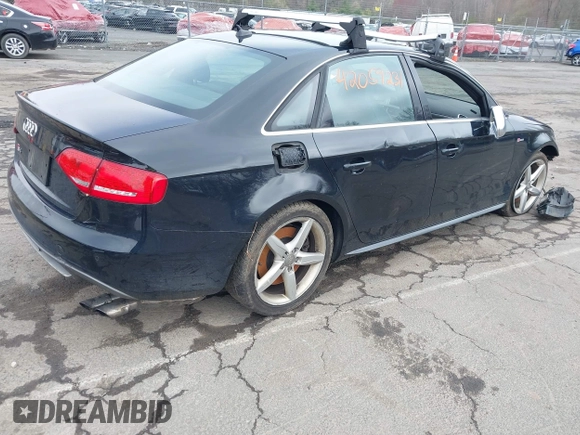 2012 Audi S4 Premium Plus z VIN WAUDGAFL4CA092360, wystawiony jako IAAI lot #42059231 z przebiegiem 172 696 mil mil oraz . Historia ofert i sprzedaży dostępna na DreamBid. Obrazek 4.