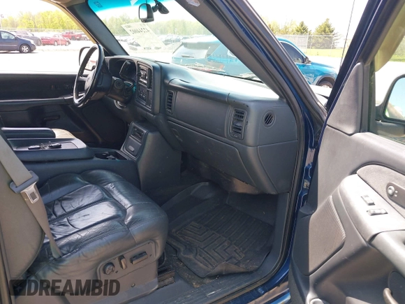 2002 Chevrolet Silverado 1500 LS with VIN 1GCEK19T22Z249188, listed as a IAAI auction lot 42244002 with 209,902 mi miles and . Bid and sale history available at DreamBid. Image 5.