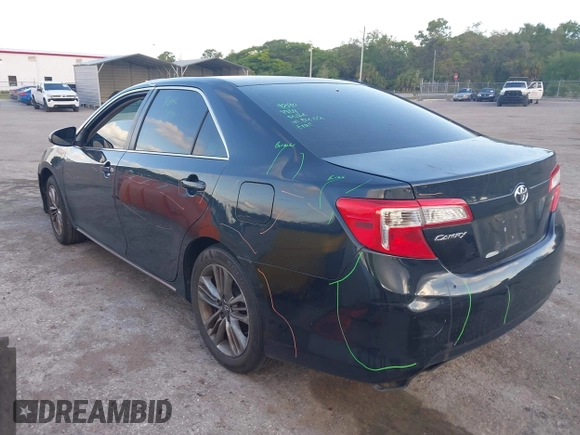 2014 Toyota Camry L with VIN 4T4BF1FK7ER349244, listed as a IAAI auction lot 42040599 with 186,545 mi miles. Bid and sale history available at carsss.com. Image 3.