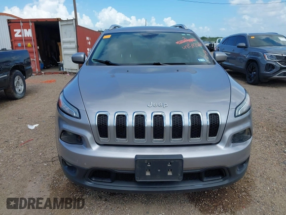 2018 Jeep Cherokee Latitude Tech Connect z VIN 1C4PJLCB5JD568524, wystawiony jako IAAI lot #42542664 z przebiegiem 82 370 mil mil oraz . Historia ofert i sprzedaży dostępna na DreamBid. Obrazek 12.