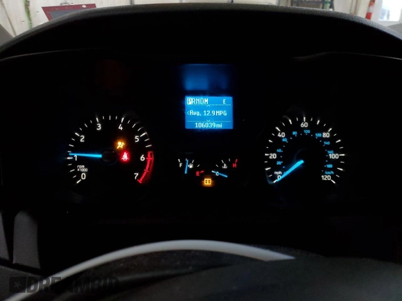 2018 Ford Transit Passenger XL z VIN 1FBZX2YGXJKB06482, wystawiony jako Copart lot #86589674 z przebiegiem 106 039 mil mil oraz Szkoda całkowita • Salvage title. Historia ofert i sprzedaży dostępna na DreamBid. Obrazek 9.