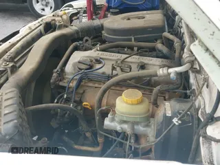 2000 Nissan Frontier XE with VIN 1N6DD21S5YC305132, listed as a IAAI auction lot 42695081 with 111,427 mi miles and . Bid and sale history available at DreamBid. Image 12.