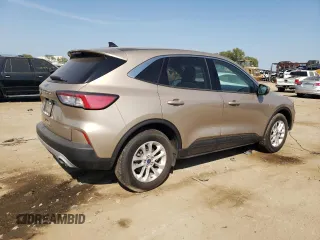 2020 Ford Escape SE z VIN 1FMCU0G65LUB59746, wystawiony jako Copart lot #71651254 z przebiegiem 1 782 mil mil oraz Szkoda całkowita • Salvage title. Historia ofert i sprzedaży dostępna na DreamBid. Obrazek 3.