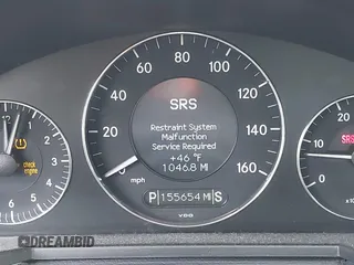 2008 Mercedes-Benz E-Class 3.0L with VIN WDBUF22X08B216886, listed as a IAAI auction lot 41950163 with 155,654 mi miles. Bid and sale history available at carsss.com. Image 6.