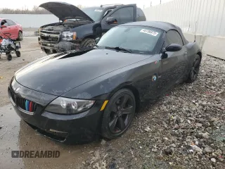 2006 BMW Z4 3.0i with VIN 4USBU33546LW66947, listed as a Copart auction lot 45736875 with 112,996 mi miles and Non Repairable. Bid and sale history available at carsss.com. Image 1.