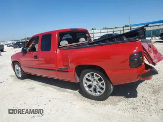 2000 GMC New Sierra 1500 SL with VIN 2GTEC19V3Y1237647, listed as a Copart auction lot 47478435 with 218,258 mi miles and Salvage Title. Bid and sale history available at carsss.com. Image 2.