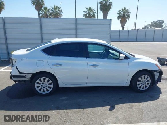 2015 Nissan Sentra SV z VIN 3N1AB7AP6FY221199, wystawiony jako IAAI lot #42360738 z przebiegiem 153 802 mil mil oraz . Historia ofert i sprzedaży dostępna na DreamBid. Obrazek 14.