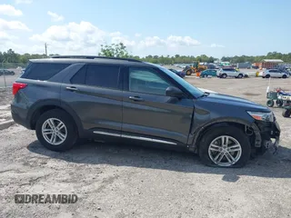 2020 Ford Explorer XLT with VIN 1FMSK7DH8LGC56664, listed as a IAAI auction lot 41934310 with 75,977 mi miles. Bid and sale history available at carsss.com. Image 13.