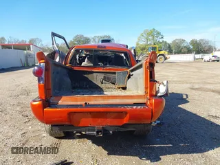 2000 GMC Sonoma SLS 1SR with VIN 1GTCS1956Y8235883, listed as a IAAI auction lot 41304847 with Not Provided miles and . Bid and sale history available at DreamBid. Image 16.