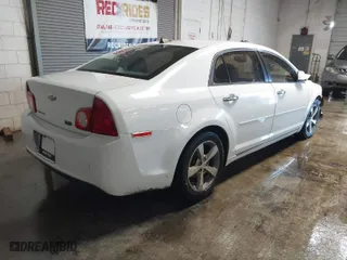 2012 Chevrolet Malibu LT w/1LT with VIN 1G1ZC5E03CF226225, listed as a IAAI auction lot 41331567 with 190,284 mi miles. Bid and sale history available at carsss.com. Image 4.