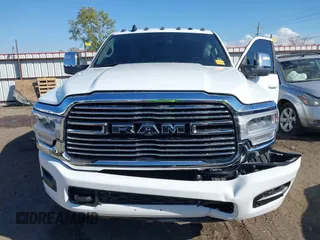 2024 Ram 2500 Laramie with VIN 3C6UR5FL4RG195798, listed as a IAAI auction lot 40654451 with 9,696 mi miles. Bid and sale history available at carsss.com. Image 13.