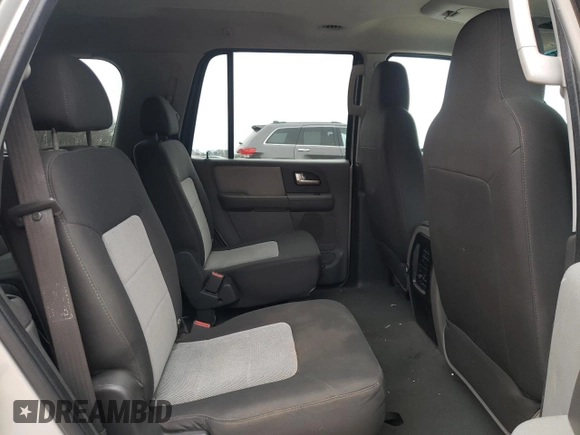 2004 Ford Expedition Special Service with VIN 1FMPU15L14LA83496, listed as a Copart auction lot 43975775 with 160,450 mi miles and Salvage title. Bid and sale history available at DreamBid. Image 11.