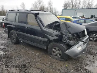 1998 Toyota Land Cruiser with VIN JT3HT05J7W0009769, listed as a Copart auction lot 44949375 with 261,756 mi miles and Salvage Title. Bid and sale history available at carsss.com. Image 4.