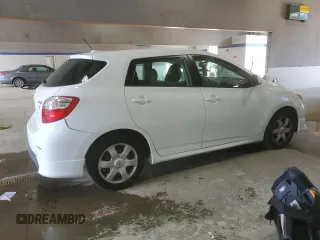 2009 Toyota Matrix S z VIN 2T1KE40E39C024034, wystawiony jako Copart lot #57873685 z przebiegiem 120 310 mil mil oraz Czysty tytuł • Clean title. Historia ofert i sprzedaży dostępna na DreamBid. Obrazek 3.