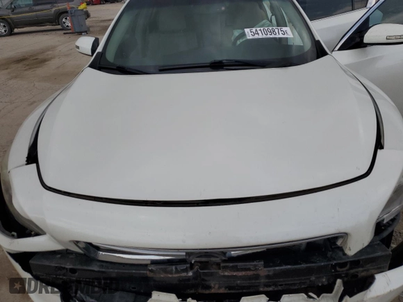 2014 Nissan Maxima SV z VIN 1N4AA5AP0EC439334, wystawiony jako Copart lot #54109875 z przebiegiem 131 592 mil mil oraz Szkoda całkowita • Salvage title. Historia ofert i sprzedaży dostępna na DreamBid. Obrazek 11.