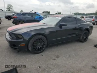 2014 Ford Mustang V6 with VIN 1ZVBP8AM6E5276582, listed as a Copart auction lot 54084265 with 140,039 mi miles and Clean Title. Bid and sale history available at carsss.com. Image 1.