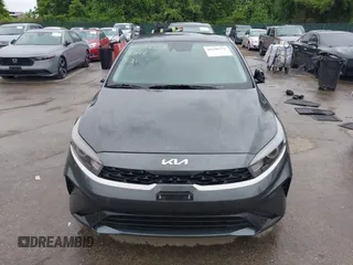 2023 Kia Forte LXS z VIN 3KPF24AD1PE615848, wystawiony jako IAAI lot #42296751 z przebiegiem 31 179 mil mil oraz . Historia ofert i sprzedaży dostępna na DreamBid. Obrazek 13.