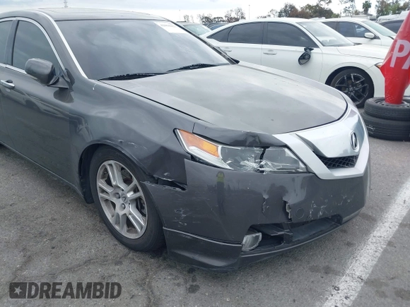2009 Acura TL Technology z VIN 19UUA86519A014157, wystawiony jako IAAI lot #42058423 z przebiegiem 201 403 mil mil oraz . Historia ofert i sprzedaży dostępna na DreamBid. Obrazek 6.