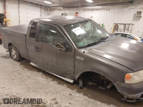2006 Ford F-150 XLT with VIN 1FTPX14V56FB64081, listed as a IAAI auction lot 41441685 with 218,688 mi miles. Bid and sale history available at carsss.com. Image 1.