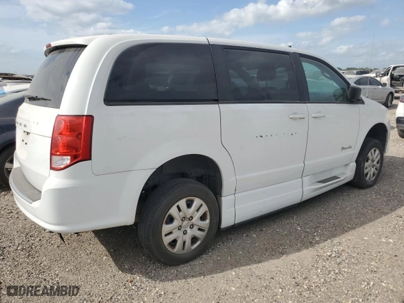2018 Dodge Grand Caravan SE Plus with VIN 2C4RDGBG0JR308310, listed as a Copart auction lot 50752395 with 222,279 mi miles and Clean Title. Bid and sale history available at carsss.com. Image 3.