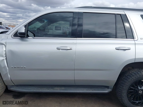 2018 Chevrolet Tahoe LT with VIN 1GNSCBKC2JR115318, listed as a IAAI auction lot 41809253 with 107,217 mi miles. Bid and sale history available at carsss.com. Image 14.
