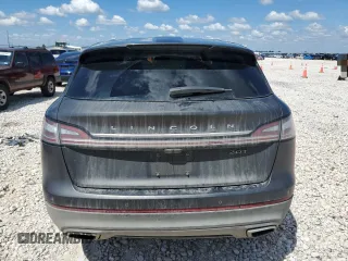 2019 Lincoln Nautilus Reserve z VIN 2LMPJ6L9XKBL51296, wystawiony jako Copart lot #56480135 z przebiegiem 59 852 mil mil oraz Szkoda całkowita • Salvage title. Historia ofert i sprzedaży dostępna na DreamBid. Obrazek 6.