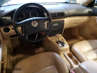 2003 Volkswagen Passat GLS with VIN WVWPD63BX3P094659, listed as a Copart auction lot 50114224 with 203,762 mi miles and Salvage Title. Bid and sale history available at carsss.com. Image 8.