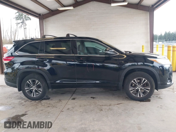 2018 Toyota Highlander LE with VIN 5TDBZRFHXJS805406, listed as a IAAI auction lot 41783455 with 146,388 mi miles and . Bid and sale history available at DreamBid. Image 13.