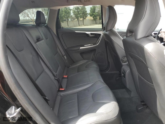 2014 Volvo XC60 3.2L with VIN YV4940DL8E2516941, listed as a Copart auction lot 53270135 with 40,853 mi miles and Salvage Title. Bid and sale history available at carsss.com. Image 11.