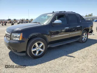 2013 Chevrolet Avalanche LTZ with VIN 3GNMCGE08DG168195, listed as a Copart auction lot 58070275 with 119,058 mi miles and Salvage title. Bid and sale history available at DreamBid. Image 1.