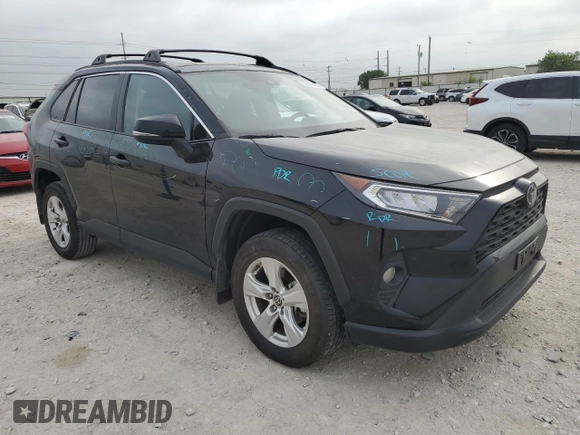2021 Toyota RAV4 XLE with VIN 2T3W1RFV9MC164185, listed as a Copart auction lot 50554424 with 44,294 mi miles and Clean Title. Bid and sale history available at carsss.com. Image 4.