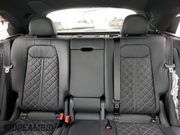 2023 Audi SQ8 Premium Plus z VIN WA1AWBF12PD004868, wystawiony jako Copart lot #47073593 z przebiegiem 4272 mil mil oraz . Historia ofert i sprzedaży dostępna na DreamBid. Obrazek 10.